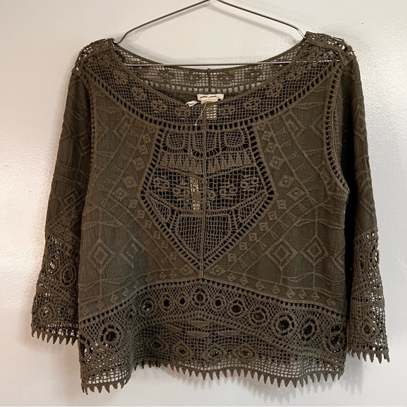 Ultra Pink Crochet Look Knit Top NEW Olive, Lace Accents | Small | Boho Cottage - Picture 7 of 12